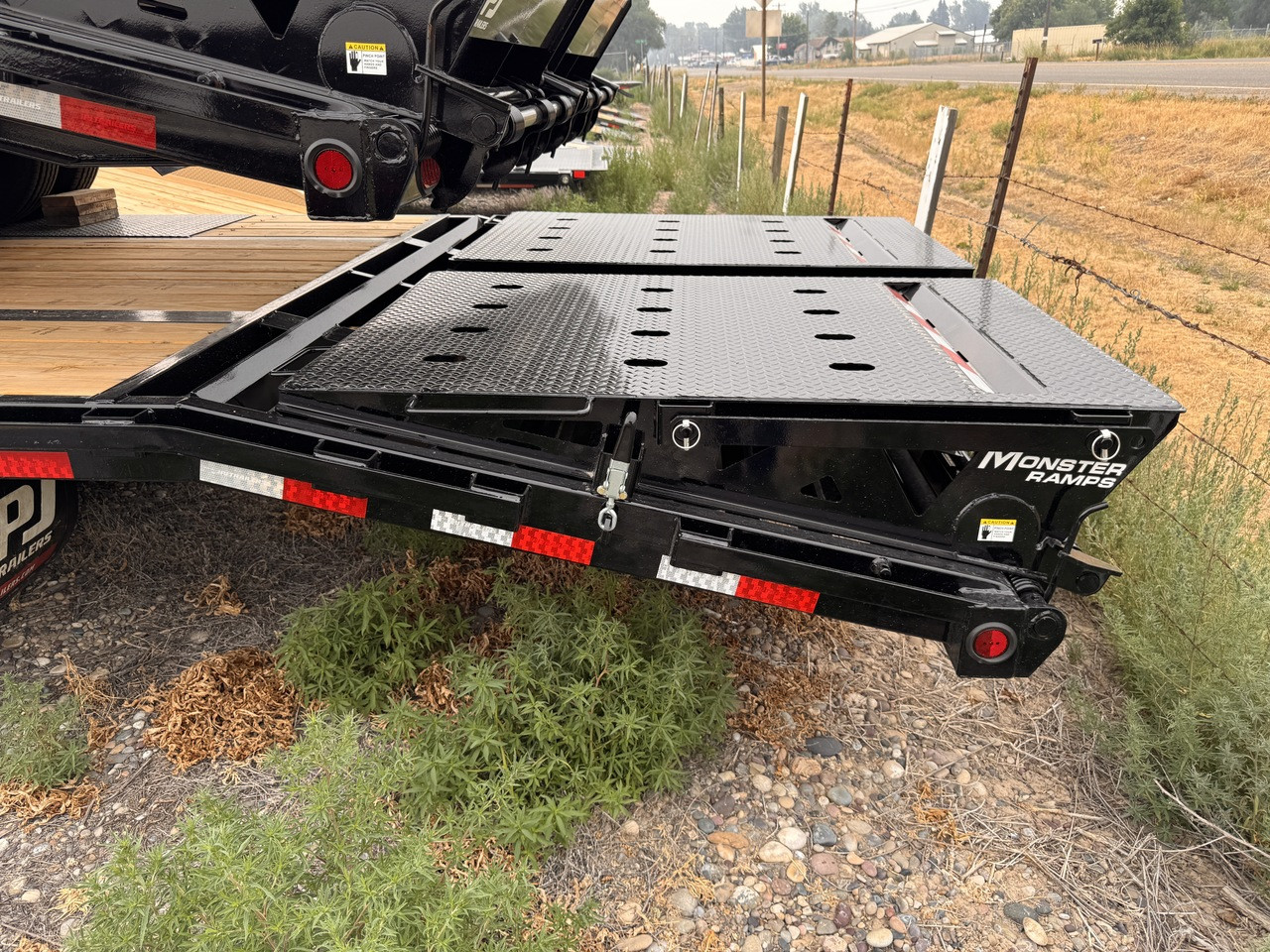P.J. Trailers 2027 LD 34' Deckover Flatbed Trailer | Tandem Axle, DUAL, MONSTER RAMPS, WINCH PLATE, 25K