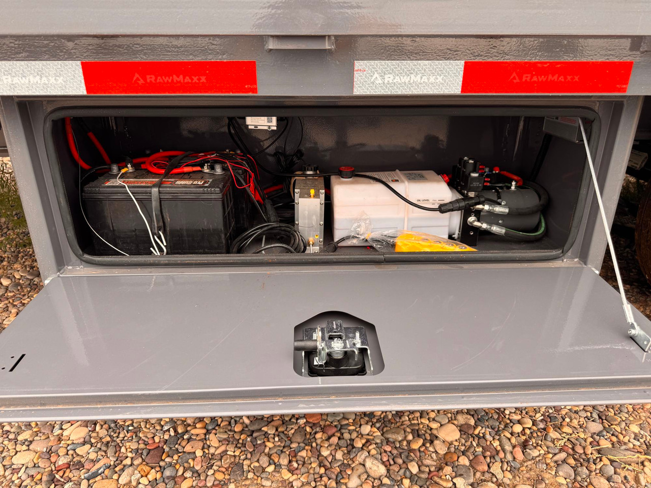 Raw Maxx Trailers 2026 HTX 102"X34' Deckover Flatbed Trailer | Tandem Axle, 11' HYD DOVETAIL, TOOL BOX, WINCH PLATE, CHAIN RACK, REFLECTIVE TAPE, SOLAR PANEL, 30K