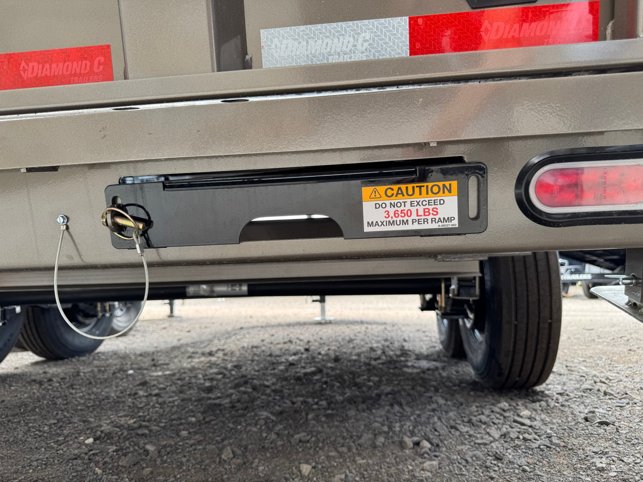 Diamond C Trailers LPT207 82"X14' Telescopic Dump Trailer | 14 ply Tires, Solar Recharging, 24" Sides With Boards, Spare Tire, 2 Speed Jack