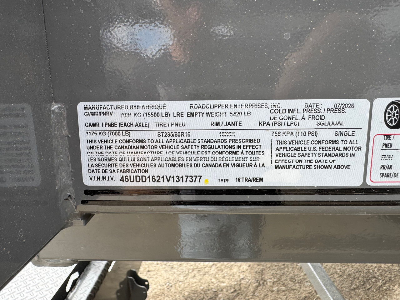 Diamond C Trailers LPT207 82"X16' Telescopic Dump Trailer | 14 ply Tires, Solar Recharging, 32" Sides With Boards, Spare Tire, 2 Speed Jack