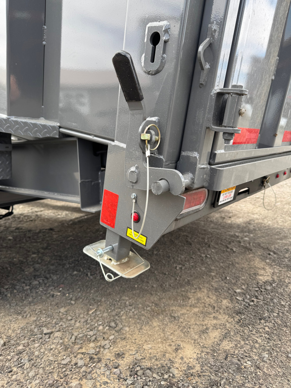 Diamond C Trailers LPT210 82"X16' Telescopic Dump Trailer | Tandem Axle, Torsion axles, 32" SIdes w/ Board Brackets, 3/16" HD Fenders, Solar Recharging, Spare
