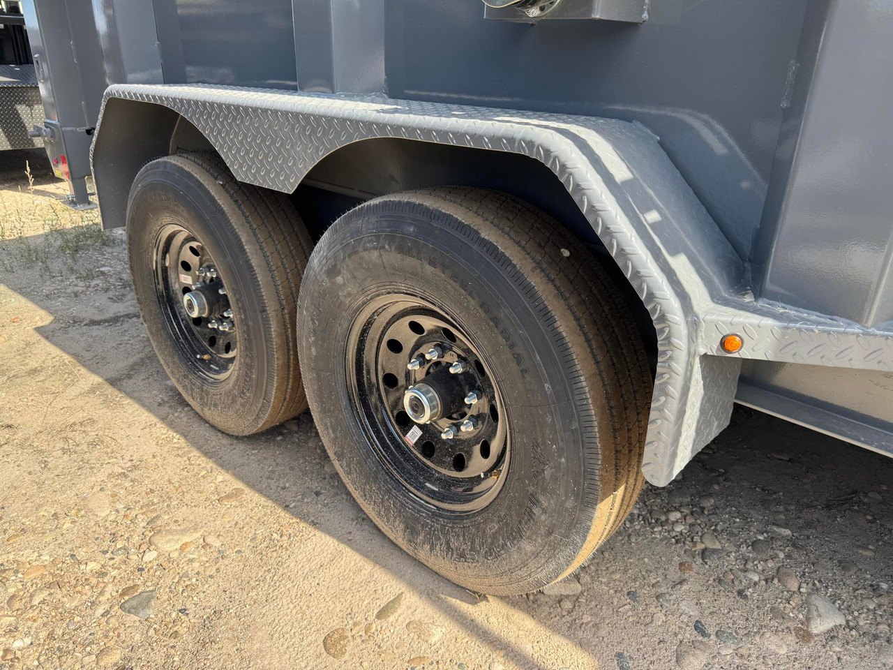 Diamond C Trailers 2027 LPT207 82"X14' Telescopic Dump Trailer | (5 stage), 32" sides w/ boards, 2 speed jack, solar, Spare, Rear Stab Jacks,