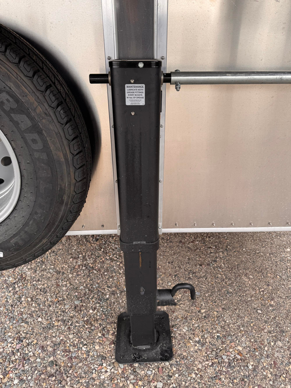 Wilson Trailers 2027 Punchside 84"X24' Stock Trailer | Alluminum, PSGN-5724, 16KGVWR, 7K AXLES, TIE RAIL INSIDE, 8 TIE LOOPS OUTSIDE, RUNNING BOARDS,