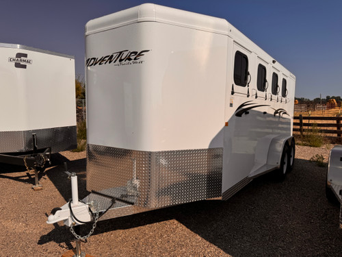 Trails West Trailers 2027 ADVENTURE II MX Horse Trailer | Tandem Axle 9.98K, 4-Horse, Tack Room, Convieince Package, Rear Windows, Swing Out Saddle Rack, Rubber Floors