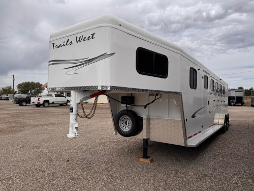 Trails West Trailers 2027 Classic Horse Trailer | Tandem Axle, 4-HORSE, ANGELED MID TACK, CONVENIENCE PKG, PASS THROUGH DOOR, WATER TANK, WINDOW