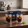 Élevez votre dégustation de café glacé avec ces verres à double paroi au design moderne. Fabriqués à la main en verre borosilicate thermorésistant, ils allient isolation optimale et esthétique minimaliste pour mettre en valeur les nuances de vos extractions froides