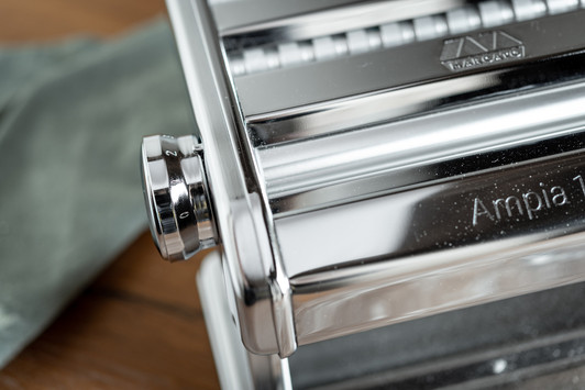 Marcato Ampia 150 Classic Pasta Machine – Chrome Steel Lasagna, Fettuccine & Tagliolini Maker AM-150-PRM