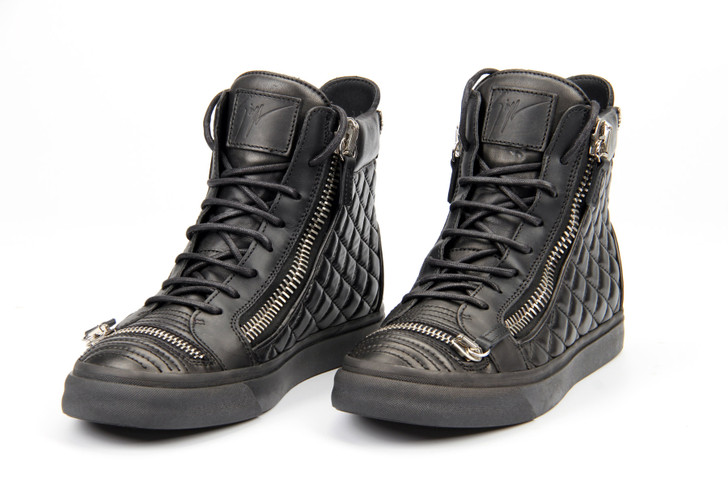 Quilted Texture High Top Leather Sneakers in Black