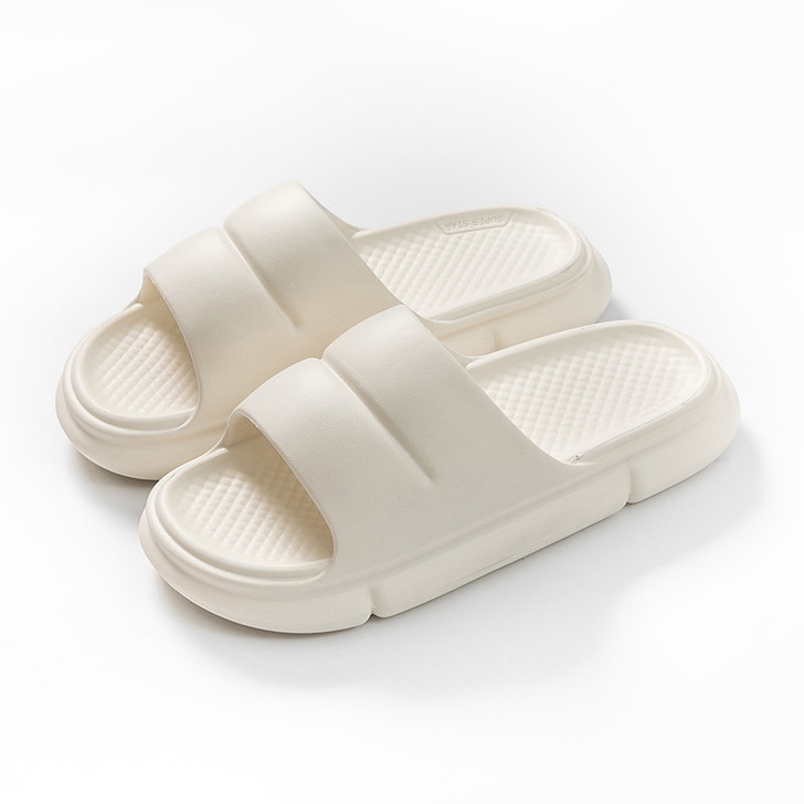 Cushion Cloud Slides in White