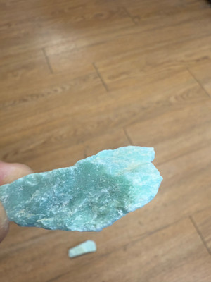 The Green Jade Stone: A Unique Addition to Your Aquarium