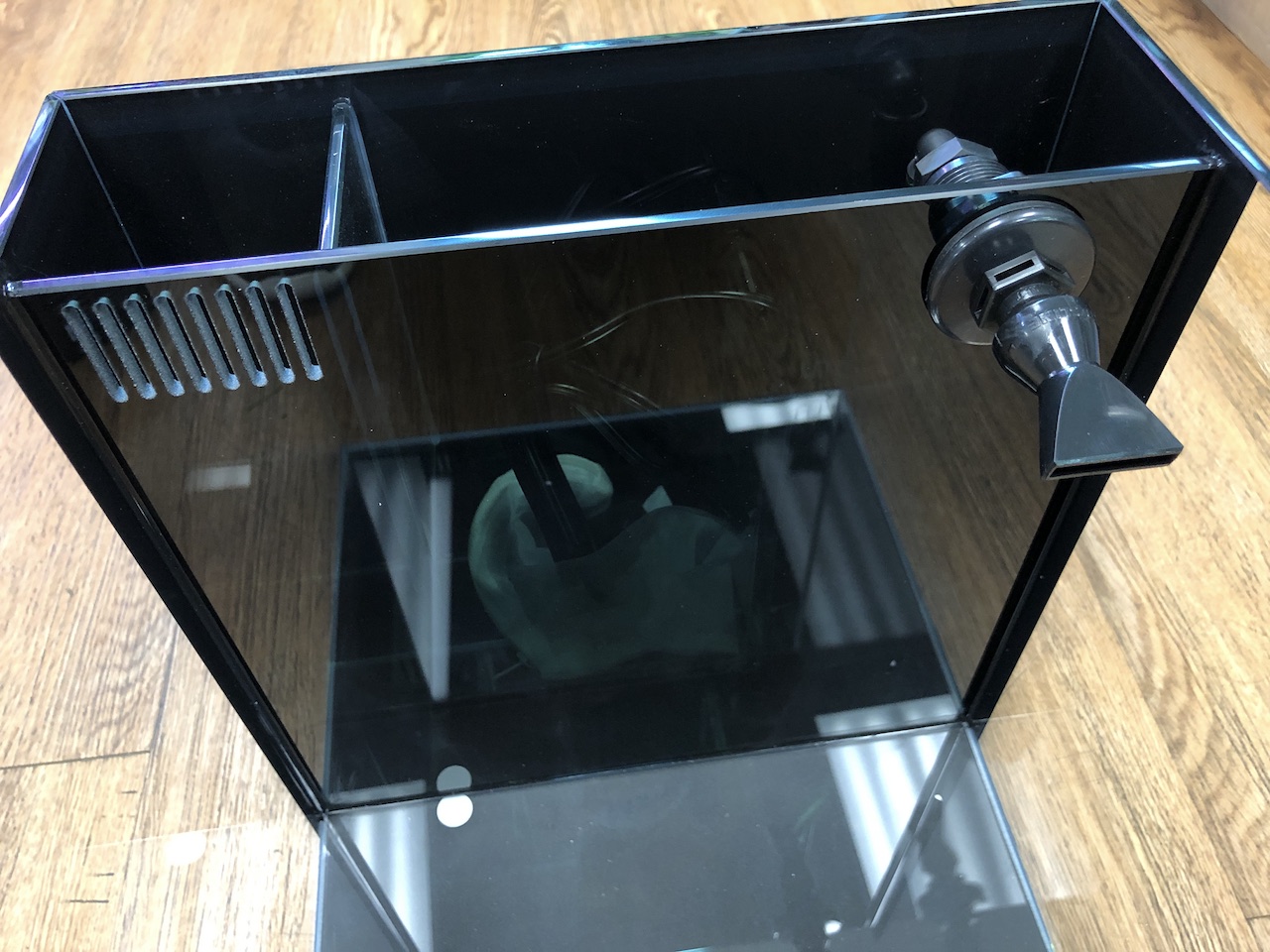 Rimless Tanks UNS 30A AllInOne Ultra Clear Rimless Tank