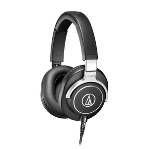 ATH-M70X Professional Monitor Headphones (angle view) ATH-M70X Professional Monitor Headphones (angle view)