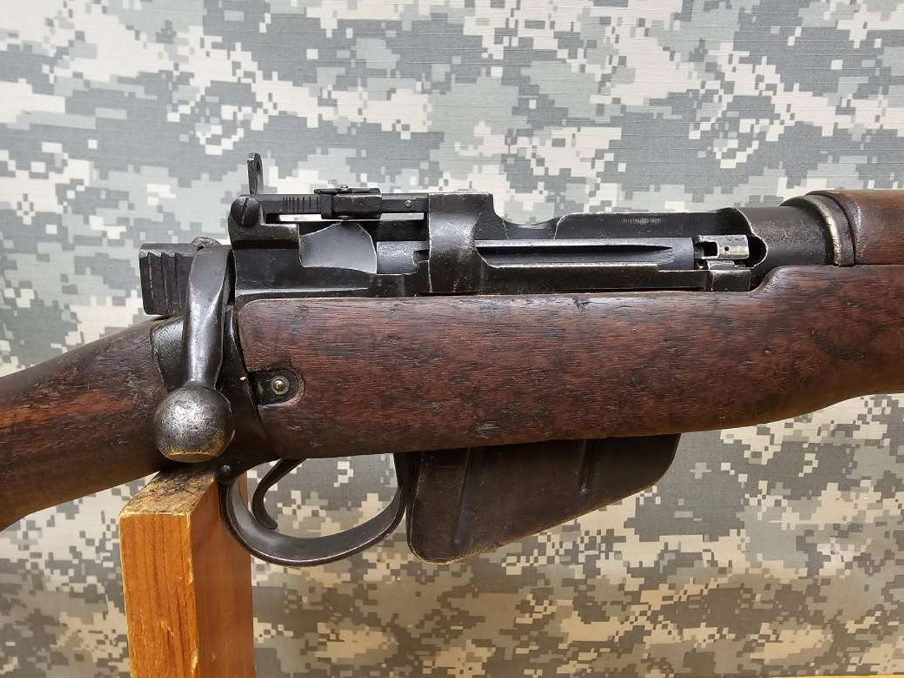 No 4 Long Branch Lee Enfield Rifle 1950 Date