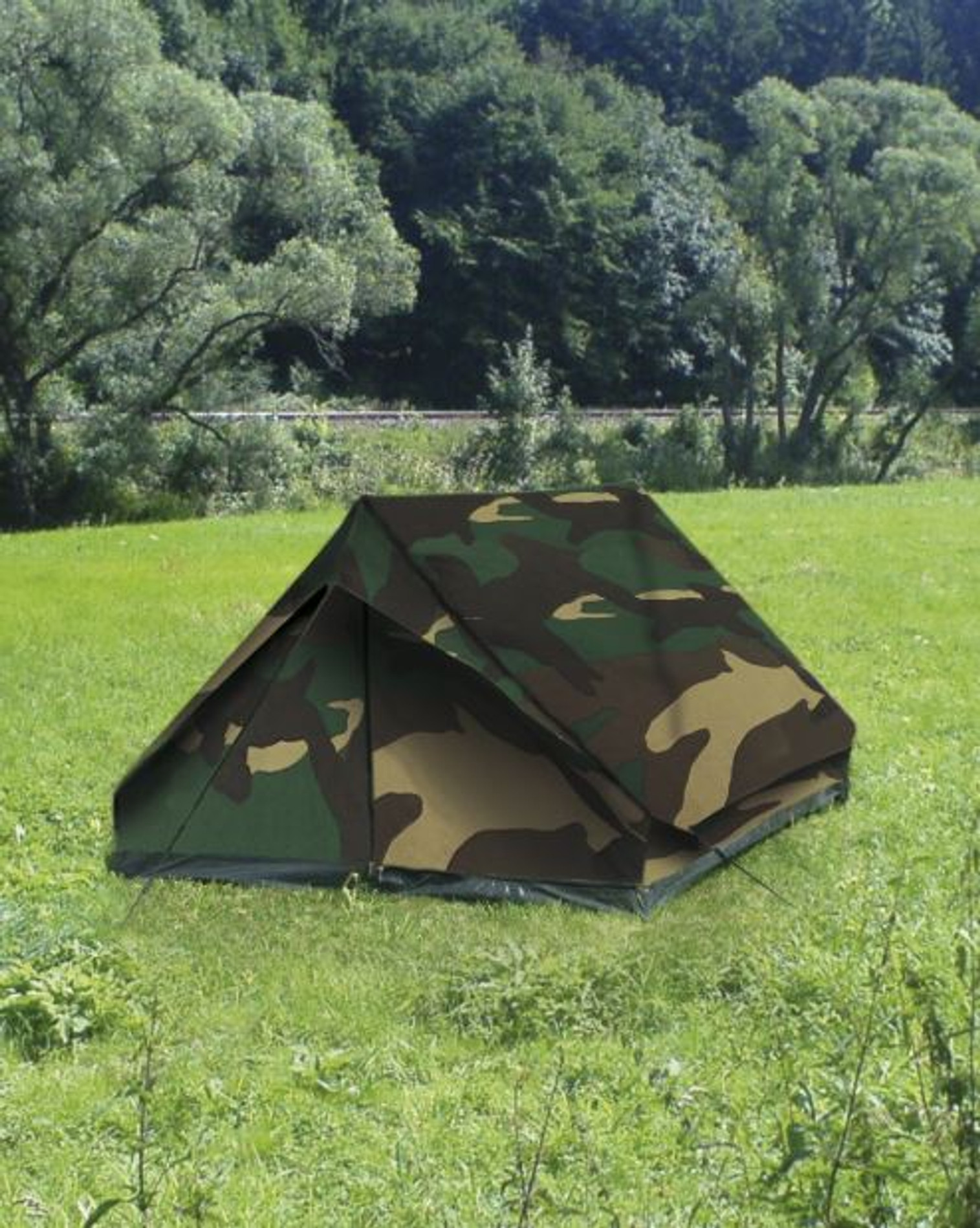 MIL-TEC Woodland Camo 2-Man Mini-Pack Tent