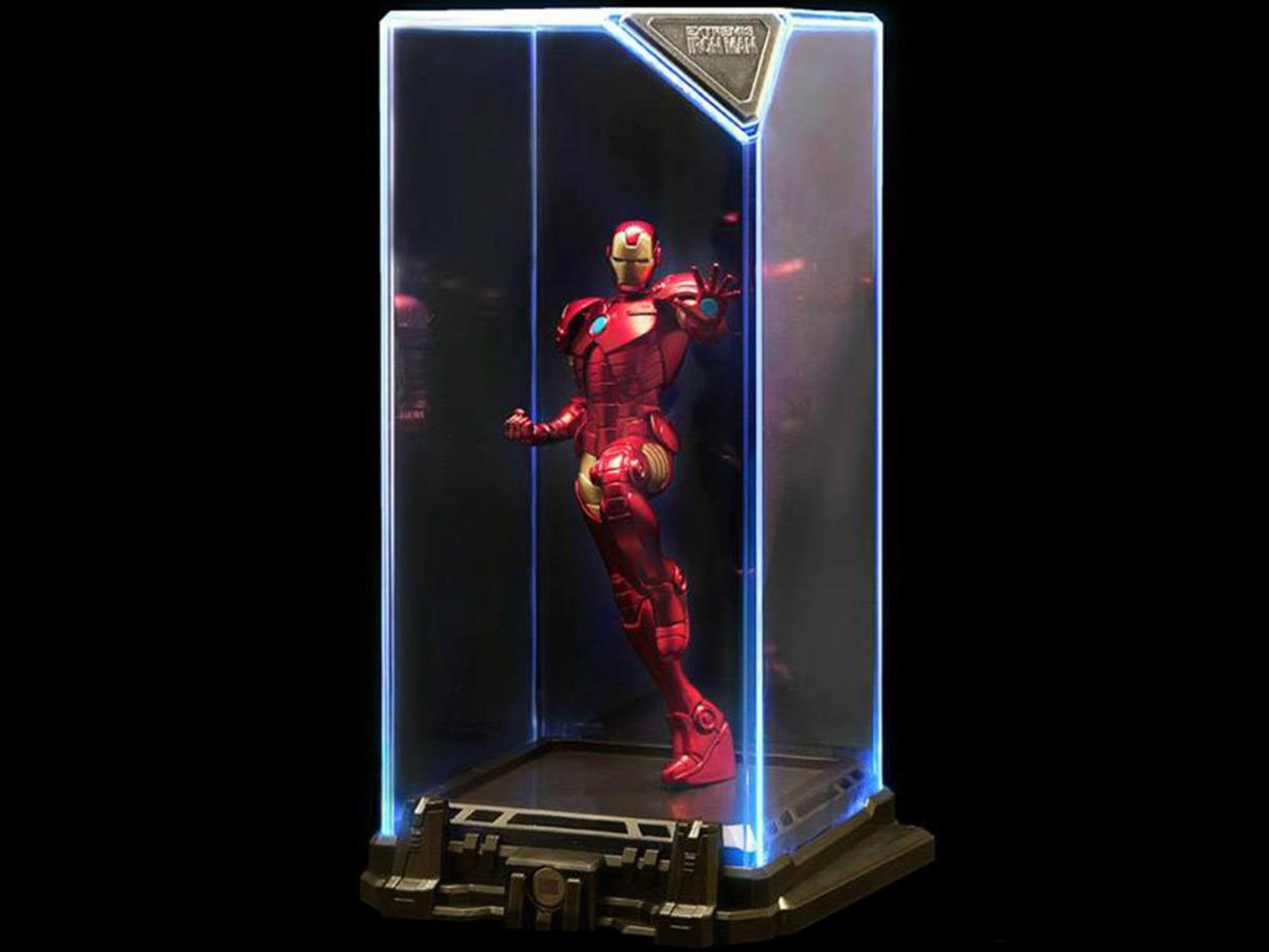 Marvel Iron Man Super Hero Illuminate Gallery Statue