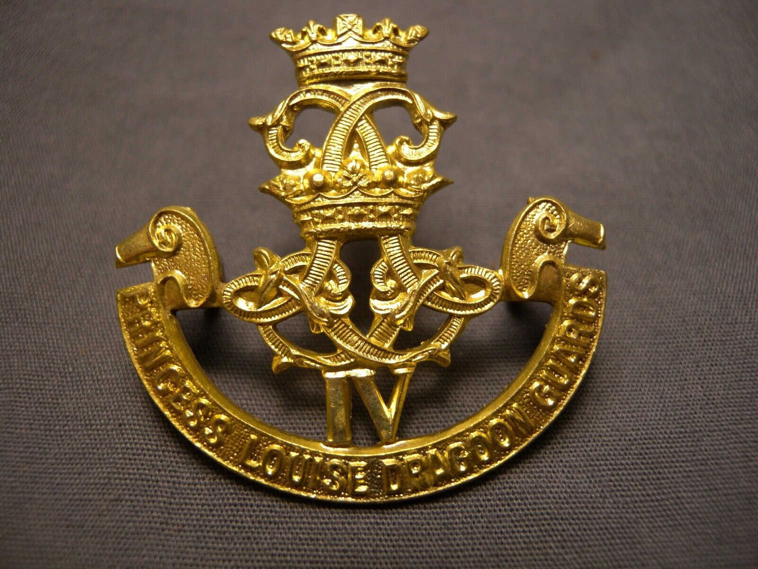 Canadian Armed Forces Post WW2 4th Princess Louise Dragoon Guards Cap Badge