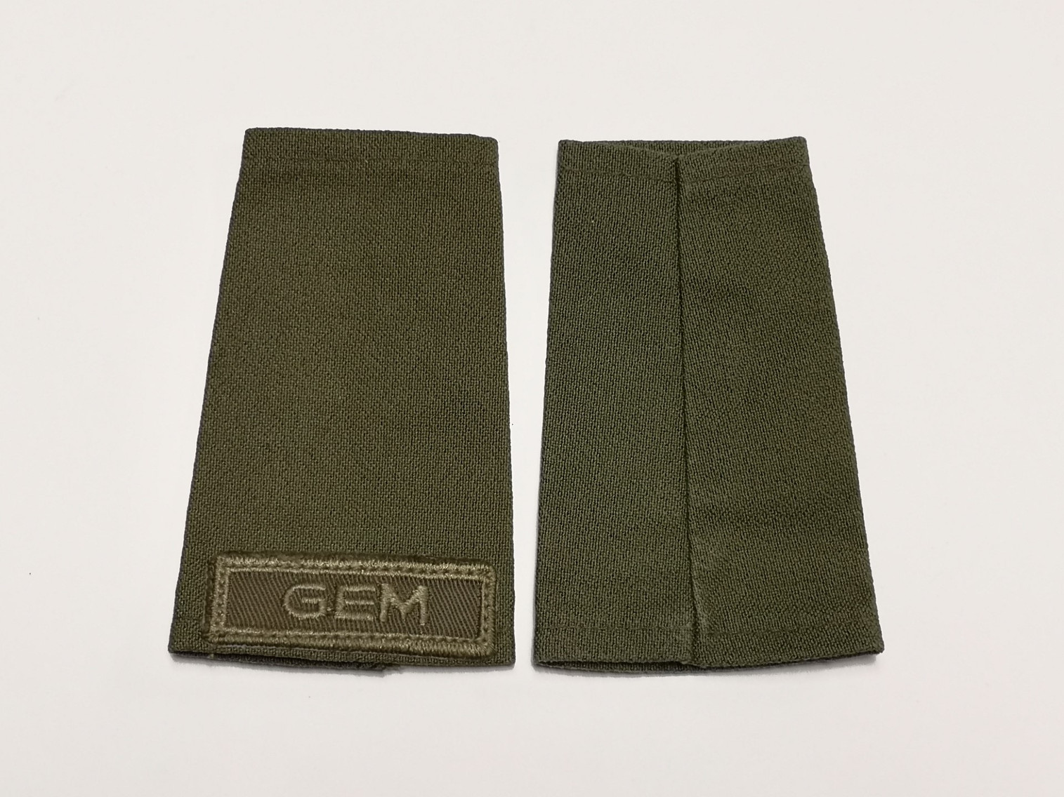 Canadian Armed Forces Green Rank Epaulets GEM - Private (Basic)
