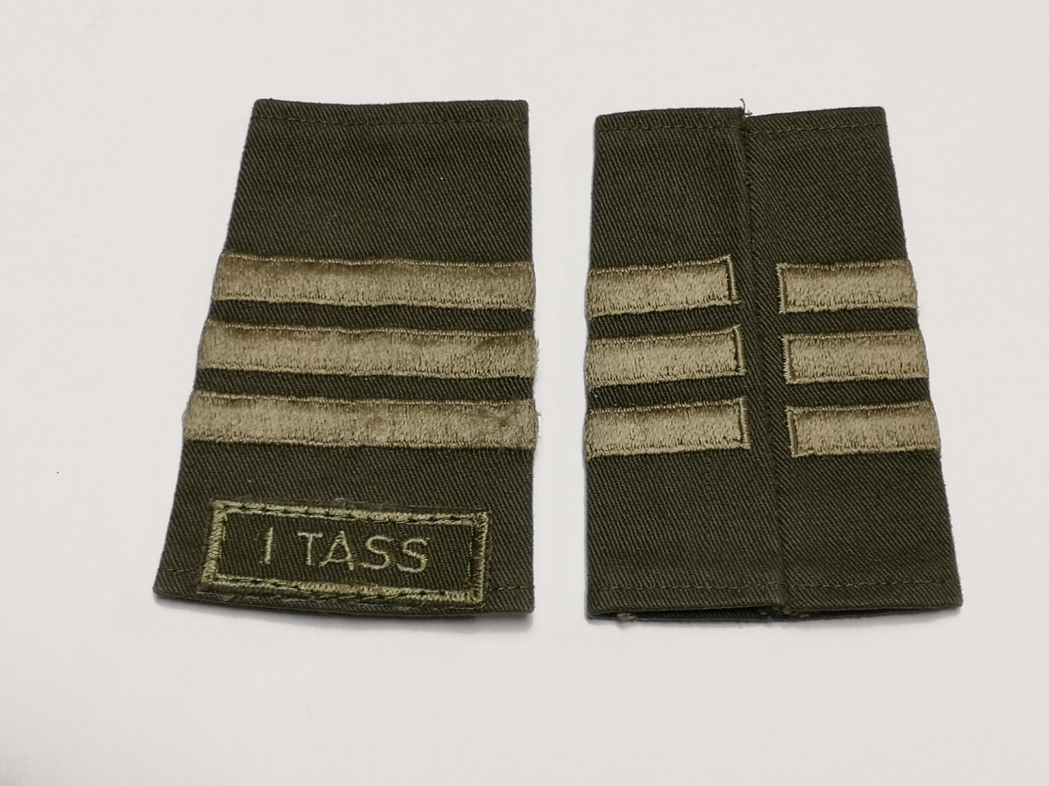 Canadian Armed Forces Green Rank Epaulets 1 TASS - Lieutenant-Colonel