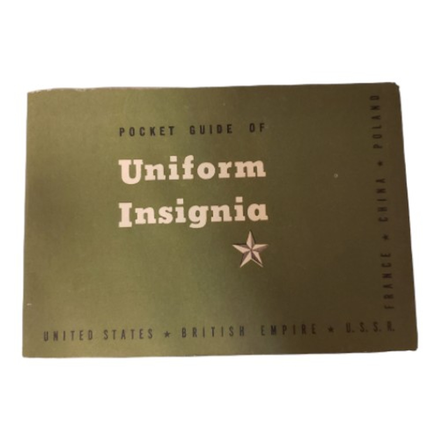 World War 2 Pocket Guide Of Uniform Insignia 1943 US