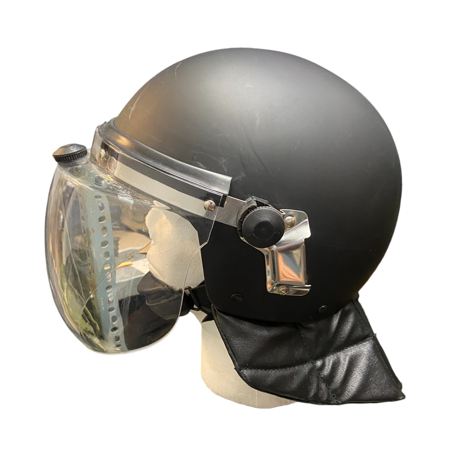 Law Enforcement Surplus Gallet Chatillon Riot Helmet - Medium