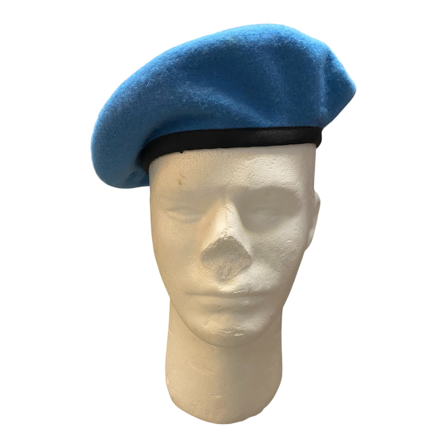 UN Hills Pure Wool Light Blue Beret - 6 5/8