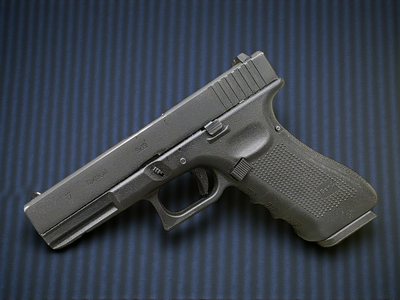 WE Glock 17 Gen 4 Blowback Airsoft Pistol - USEDⓈ