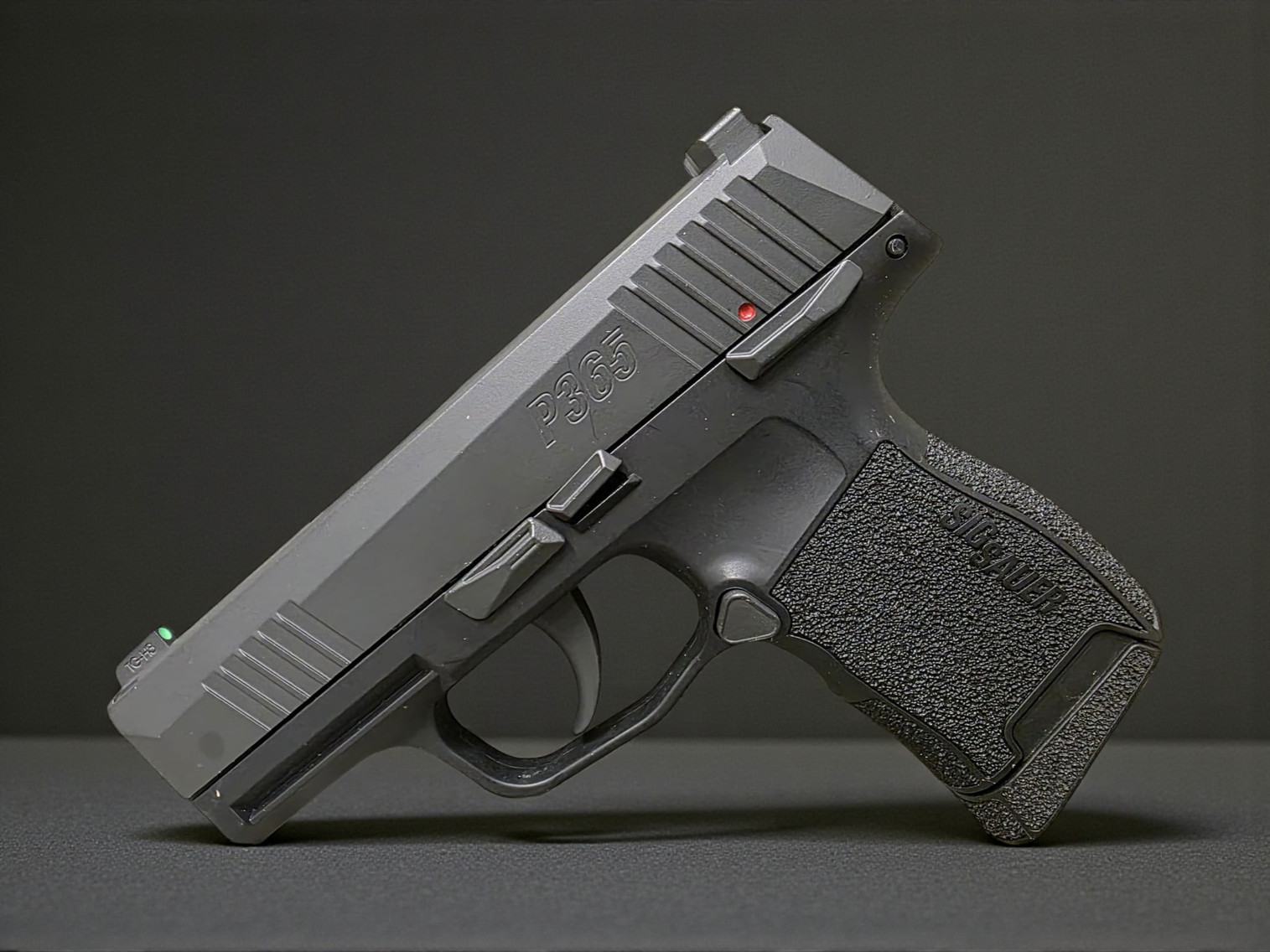 SIG Sauer P365 CO2 Powered Blowback 4.5mm BB gun / Air Pistol - USEDⓈ