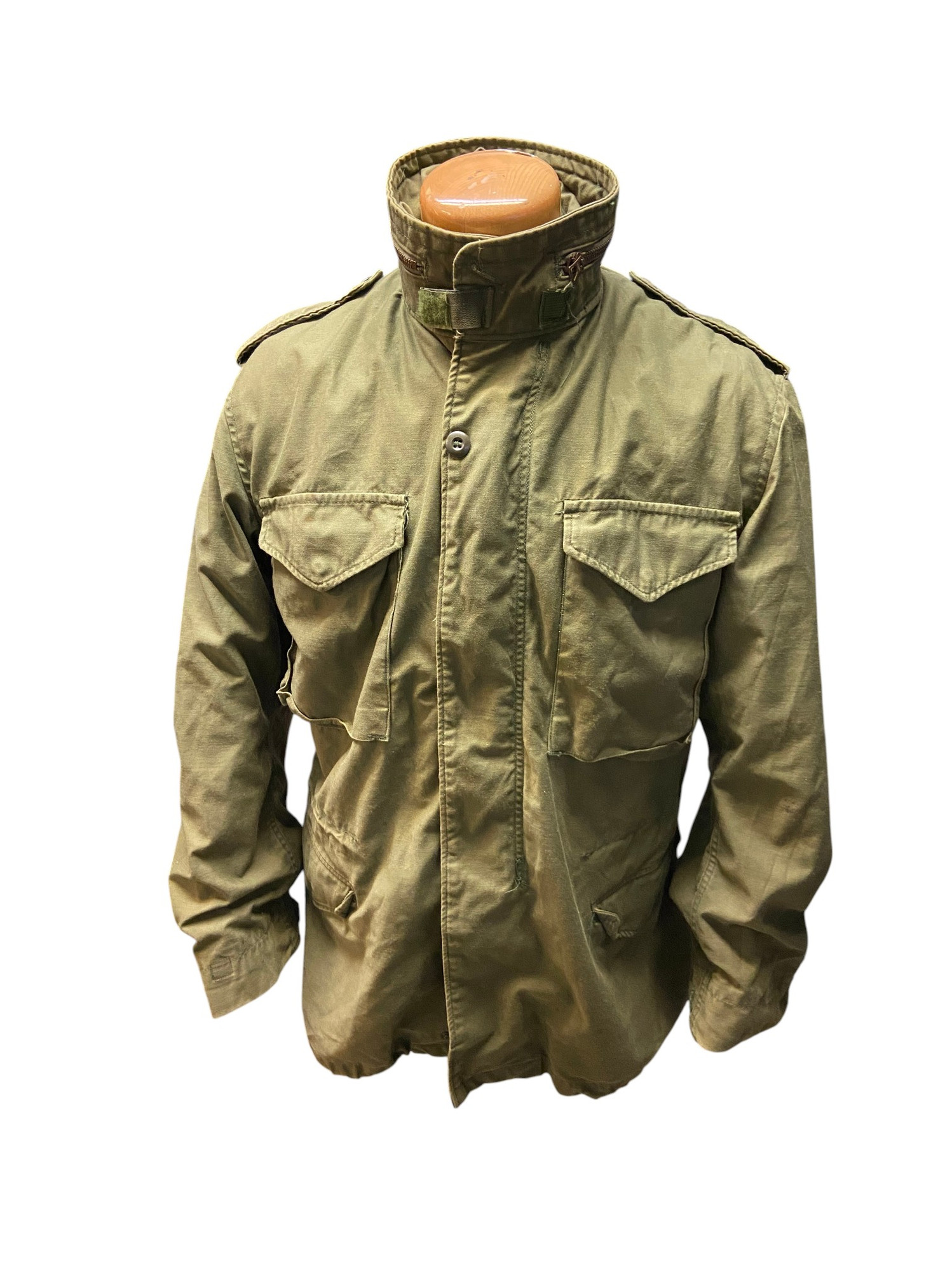 U.S. Army Alpha Industries Cold Weather M-65 Jacket - Medium Long - Dated 1973