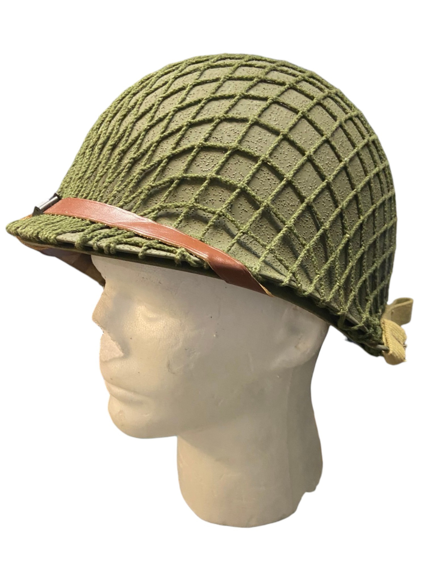 Reproduction WW2 U.S. Army Swivel Bale M1 Helmet W/ Net