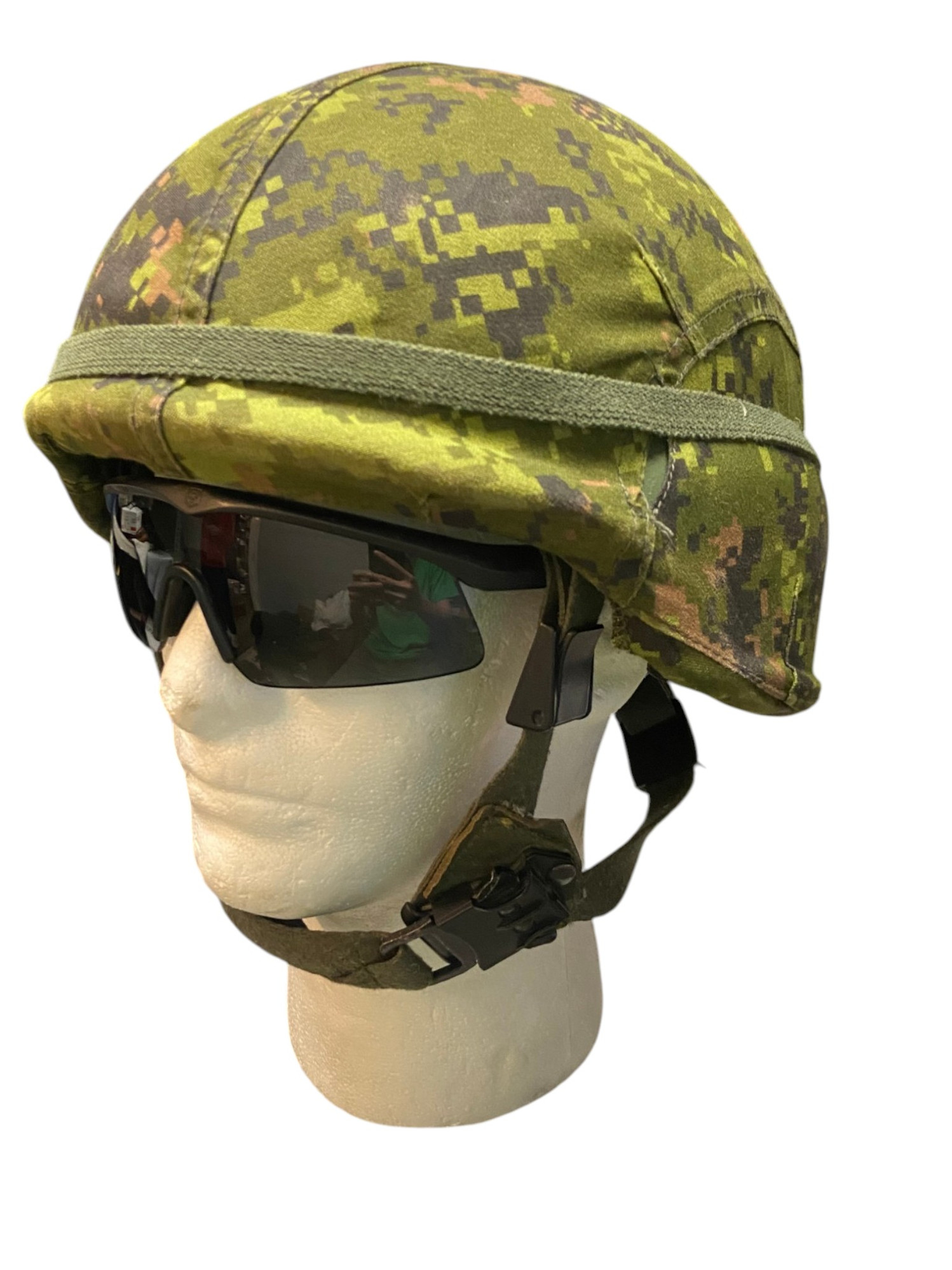 Canadian Forces CG634 Helmet W/ CADPAT Cover & Revision Shooting Glasses