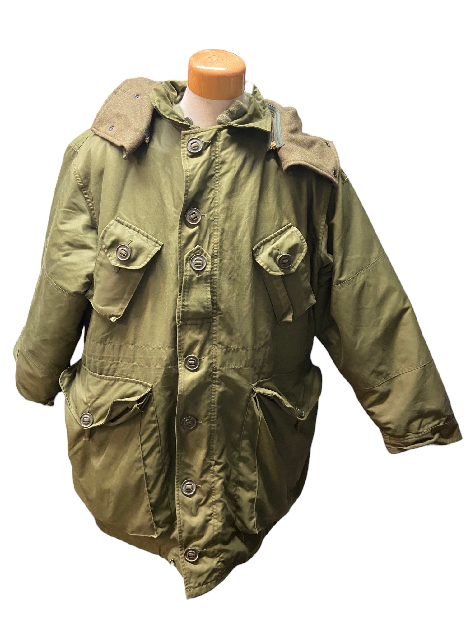 Canadian Armed Forces Arctic Parka - Hero Outdoors