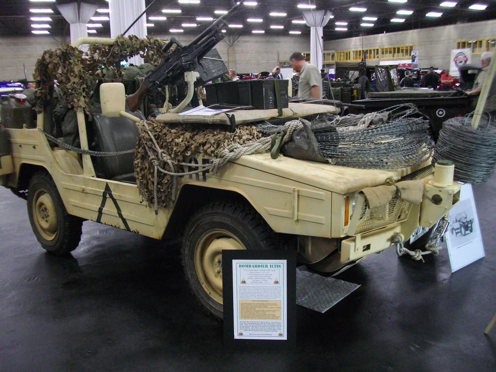 Canadian Bombardier Iltis Camo Netting w/ Transport Bag