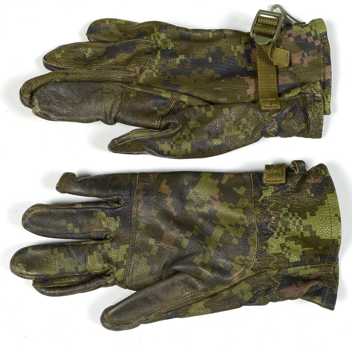 Canadian Armed Forces CADPAT Combat Temperate Leather Gloves - Used