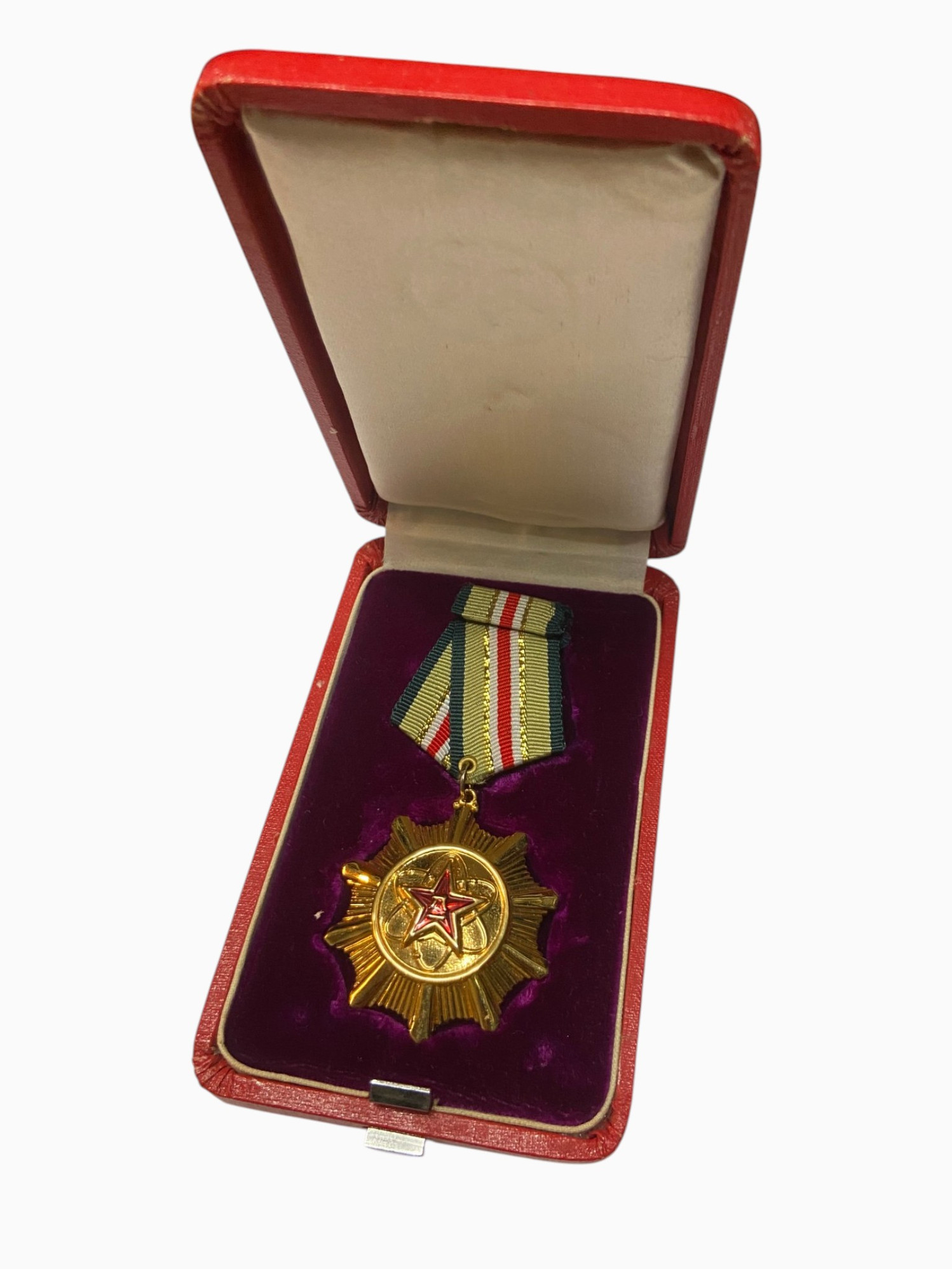 Chinese People's Liberation Army Model Hero 1st Class W/ Ribbon & Original Case No. 660