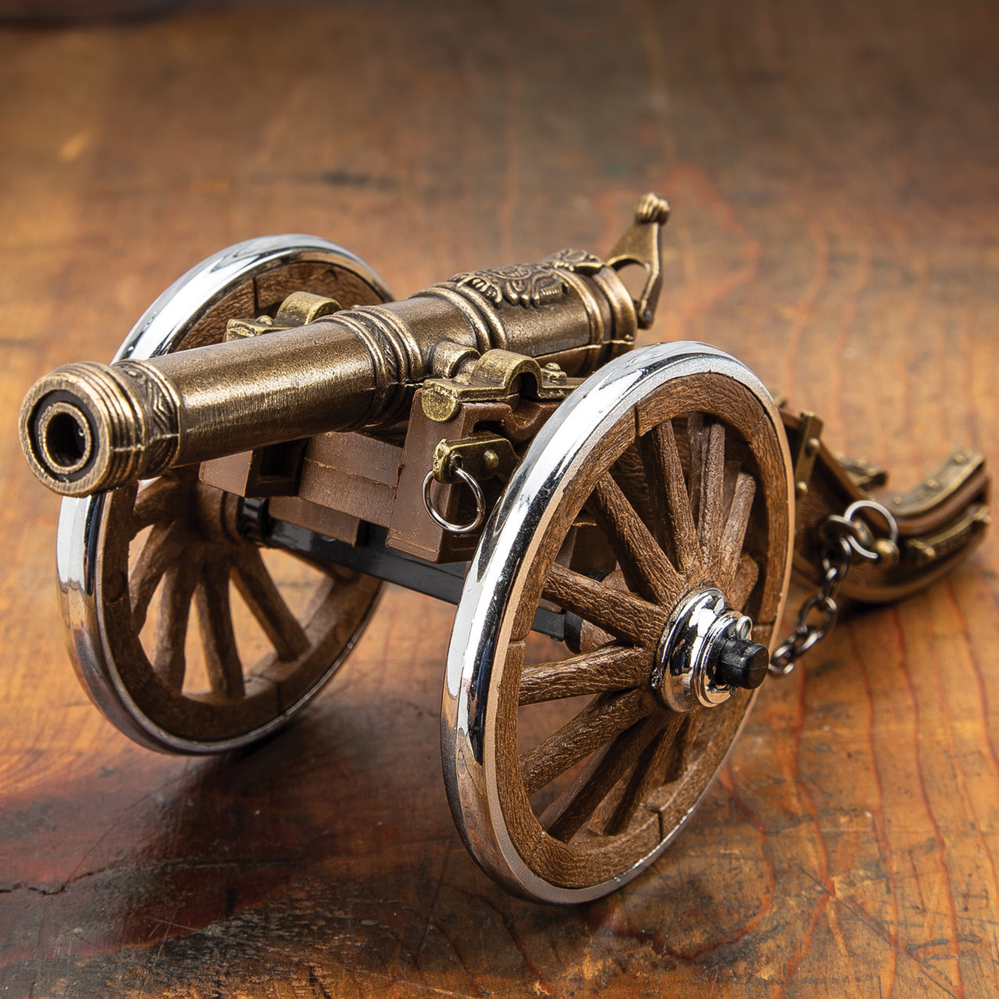 Louis XIV Desk Cannon Lighter