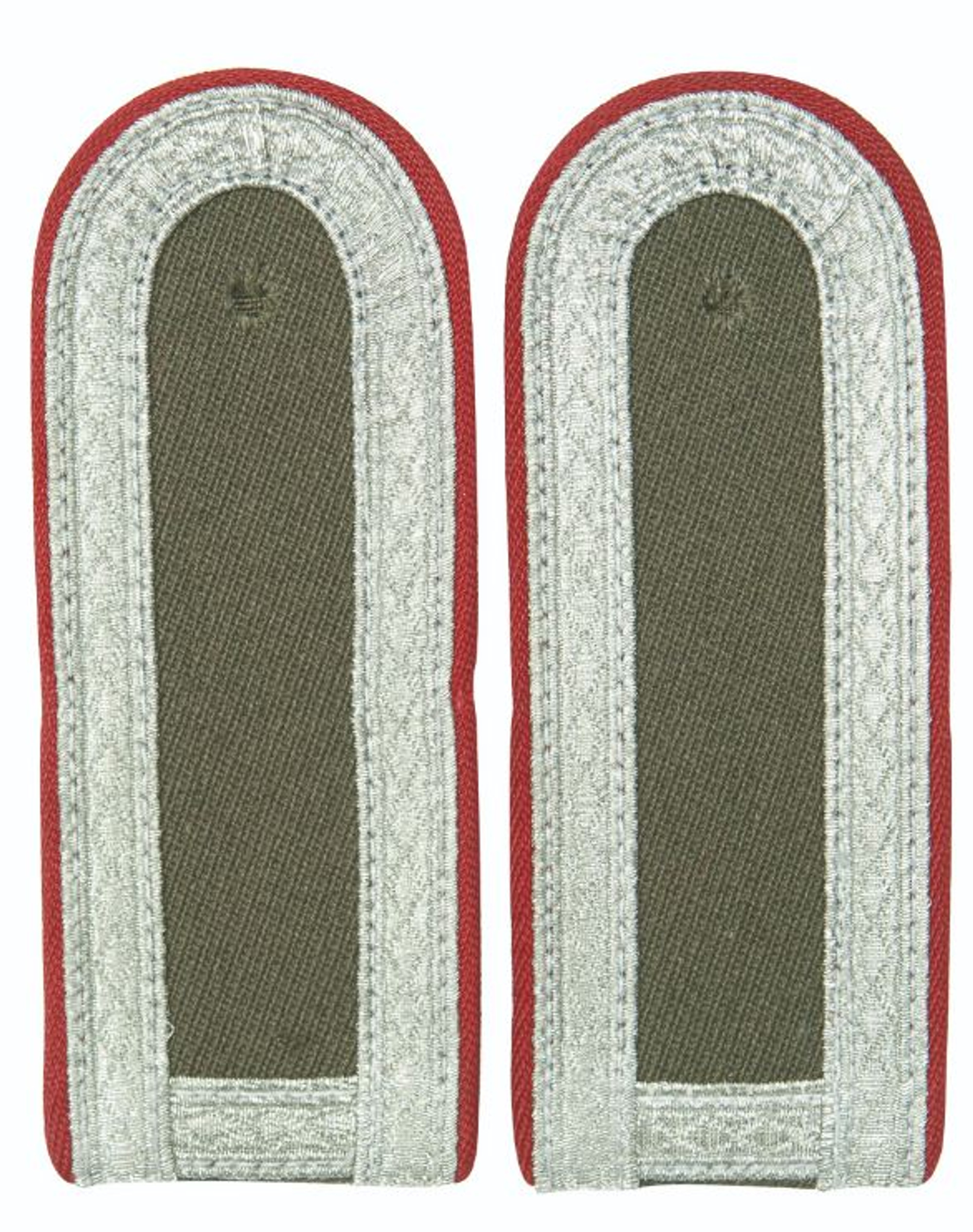 East German Burgundy St. Sgt. Shoulder Boards