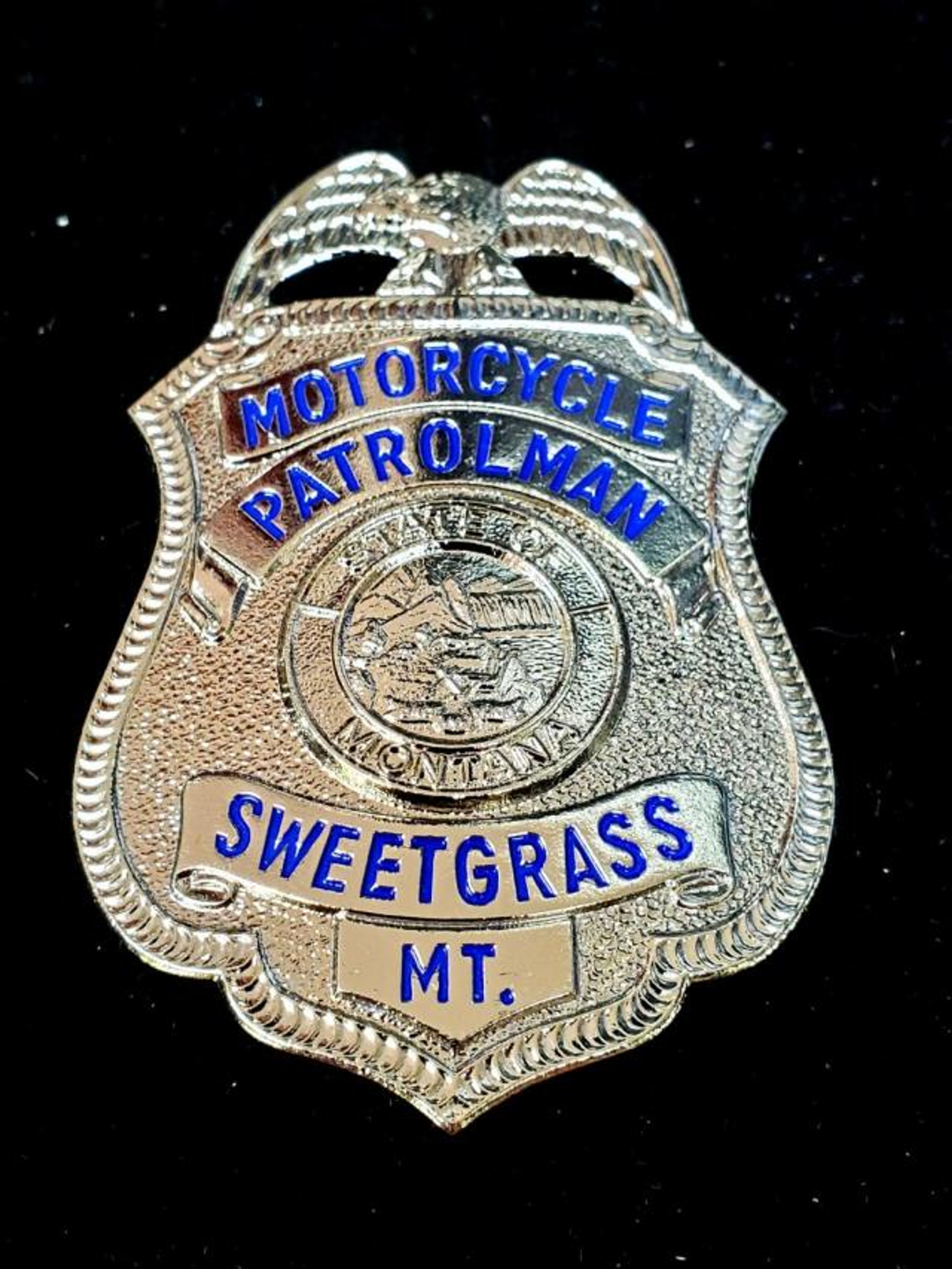 Motorcycle Patrolman Sweetgrass MT Police Officer Badge