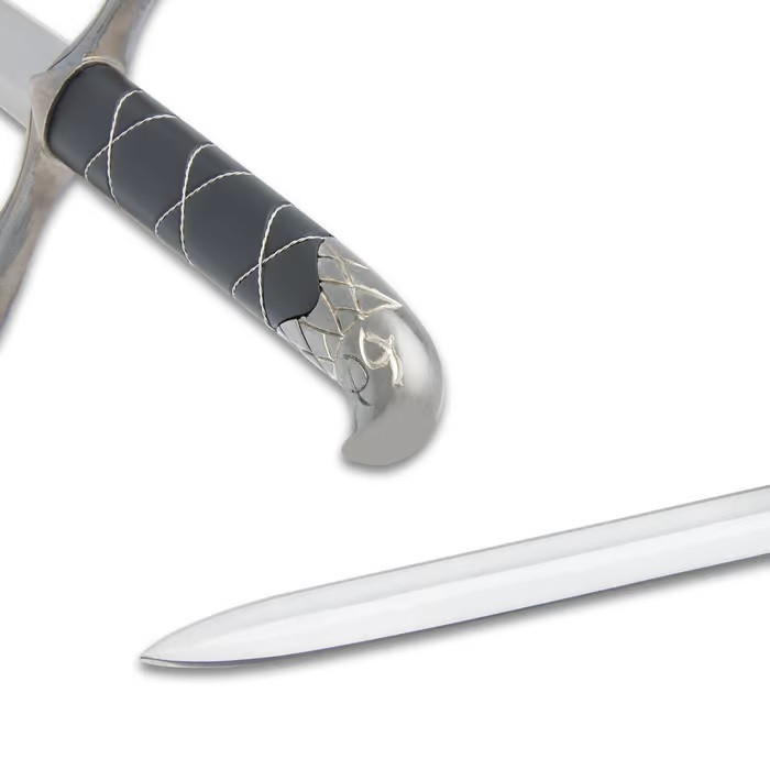 Legends In Steel Mini Replica Champion Broadsword & Scabbard - Hero ...