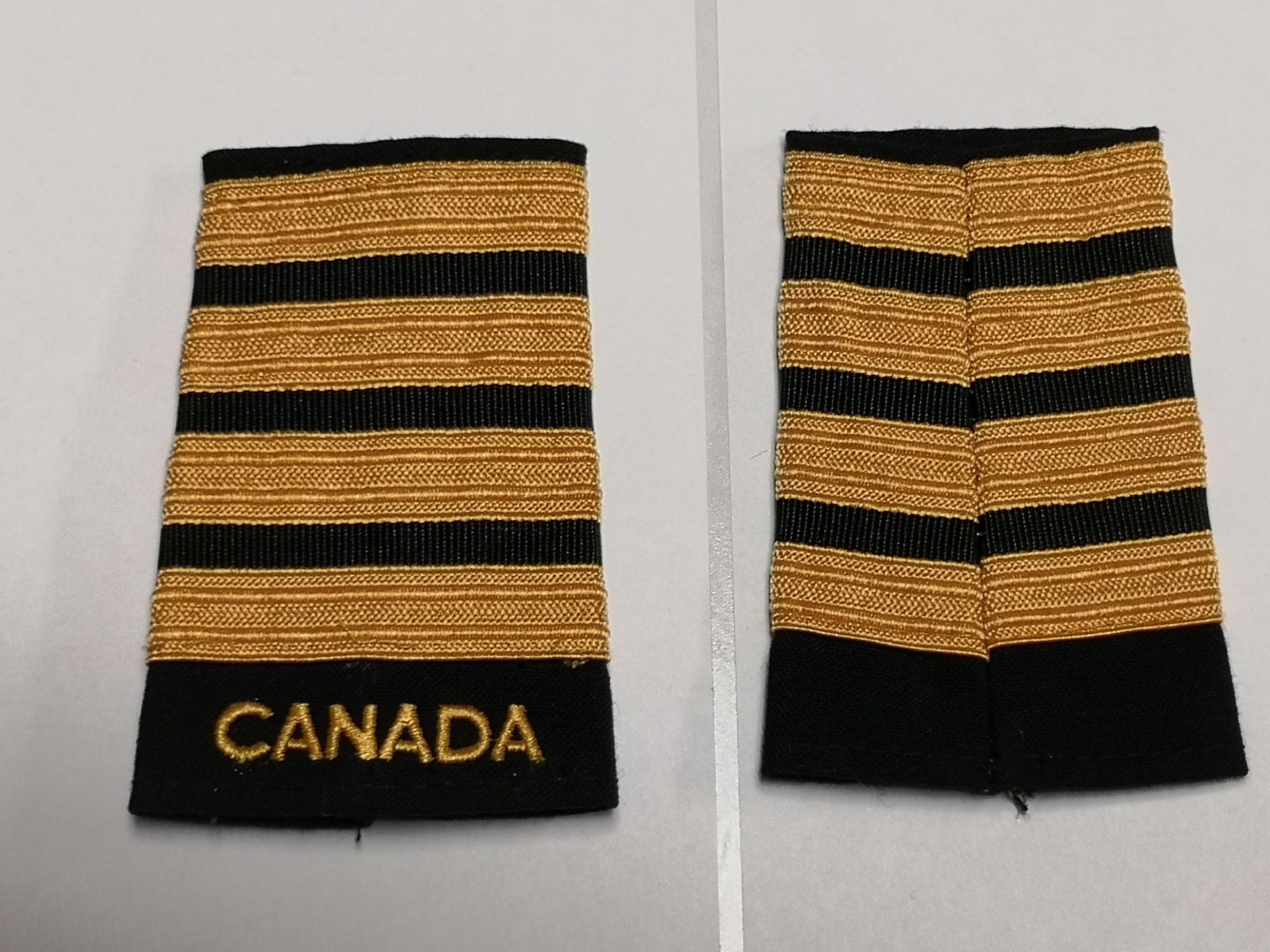 Canadian Armed Forces Dark Green Rank Epaulets Army - Colonel
