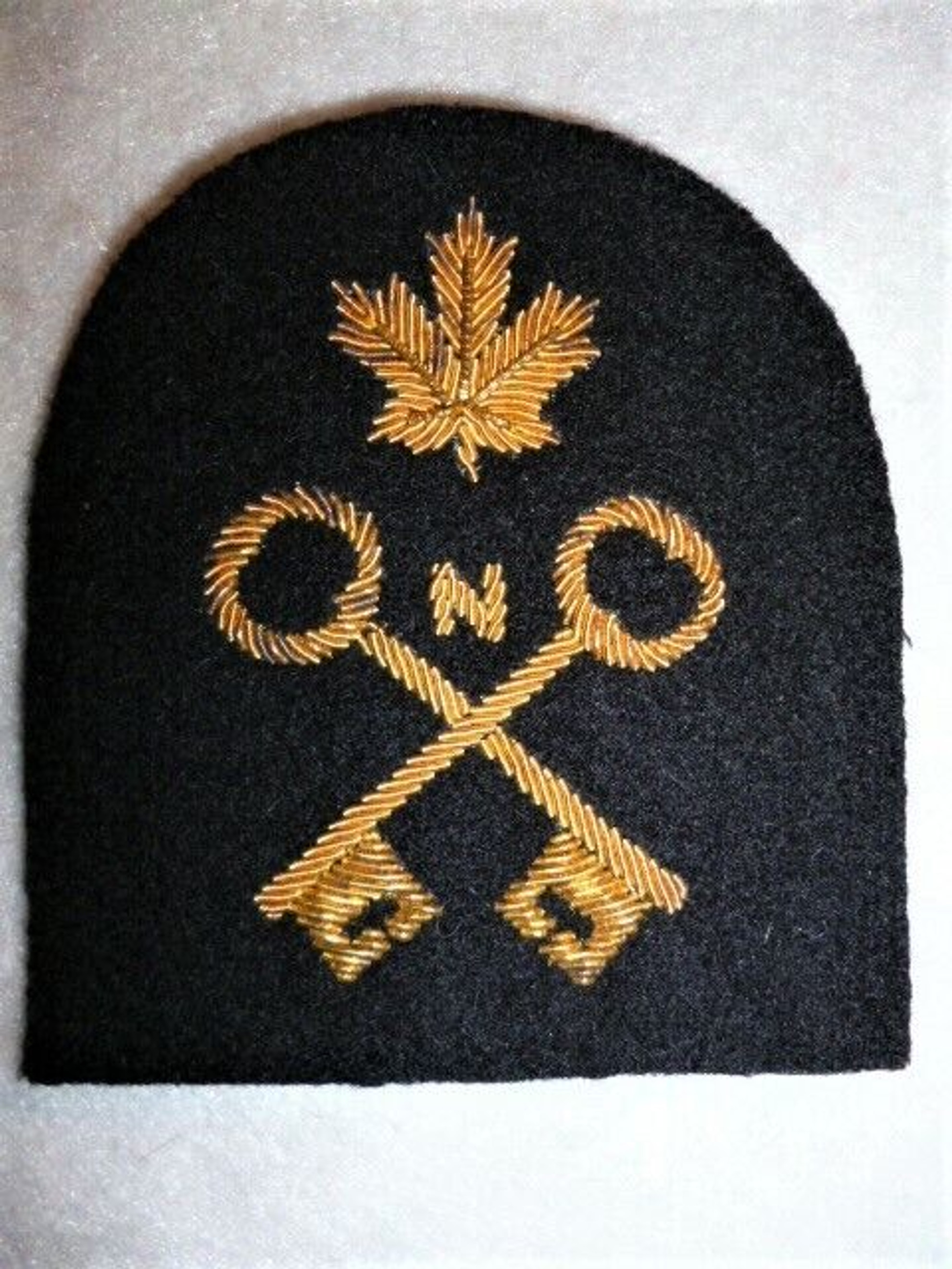 Royal Canadian Navy Naval Storeman Bullion Trade Badge