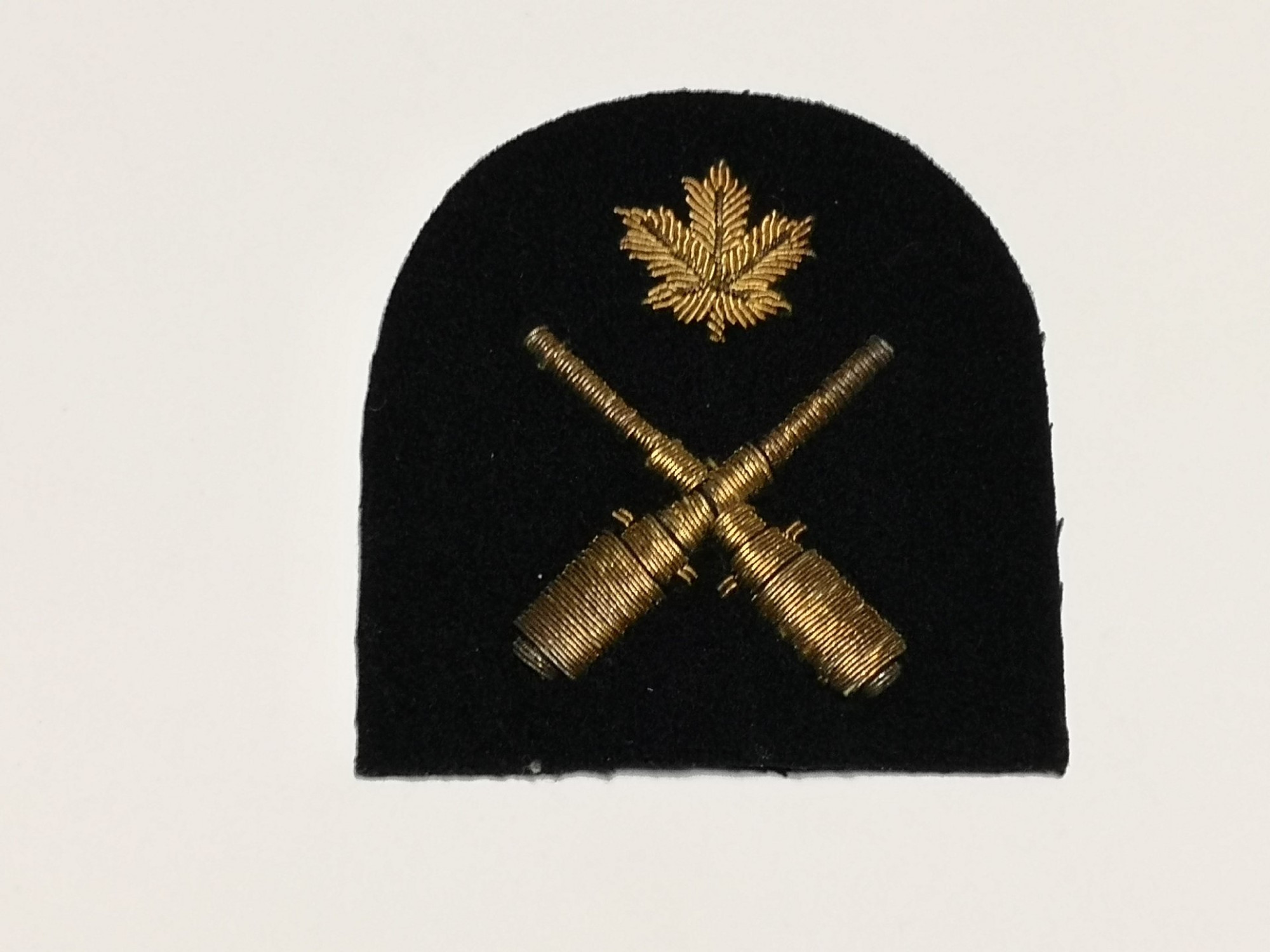 Royal Canadian Navy Gunnery Instructor Bullion Trade Badge