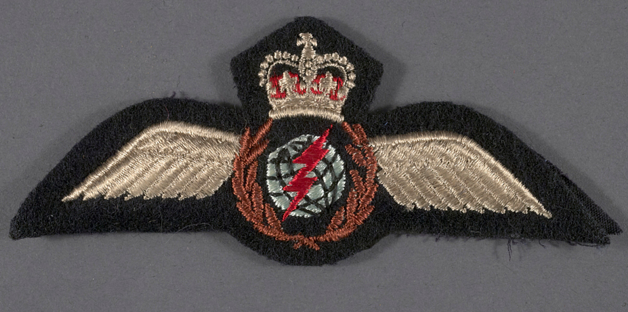 Royal Canadian Air Force Radio Operator/Navigator Badge