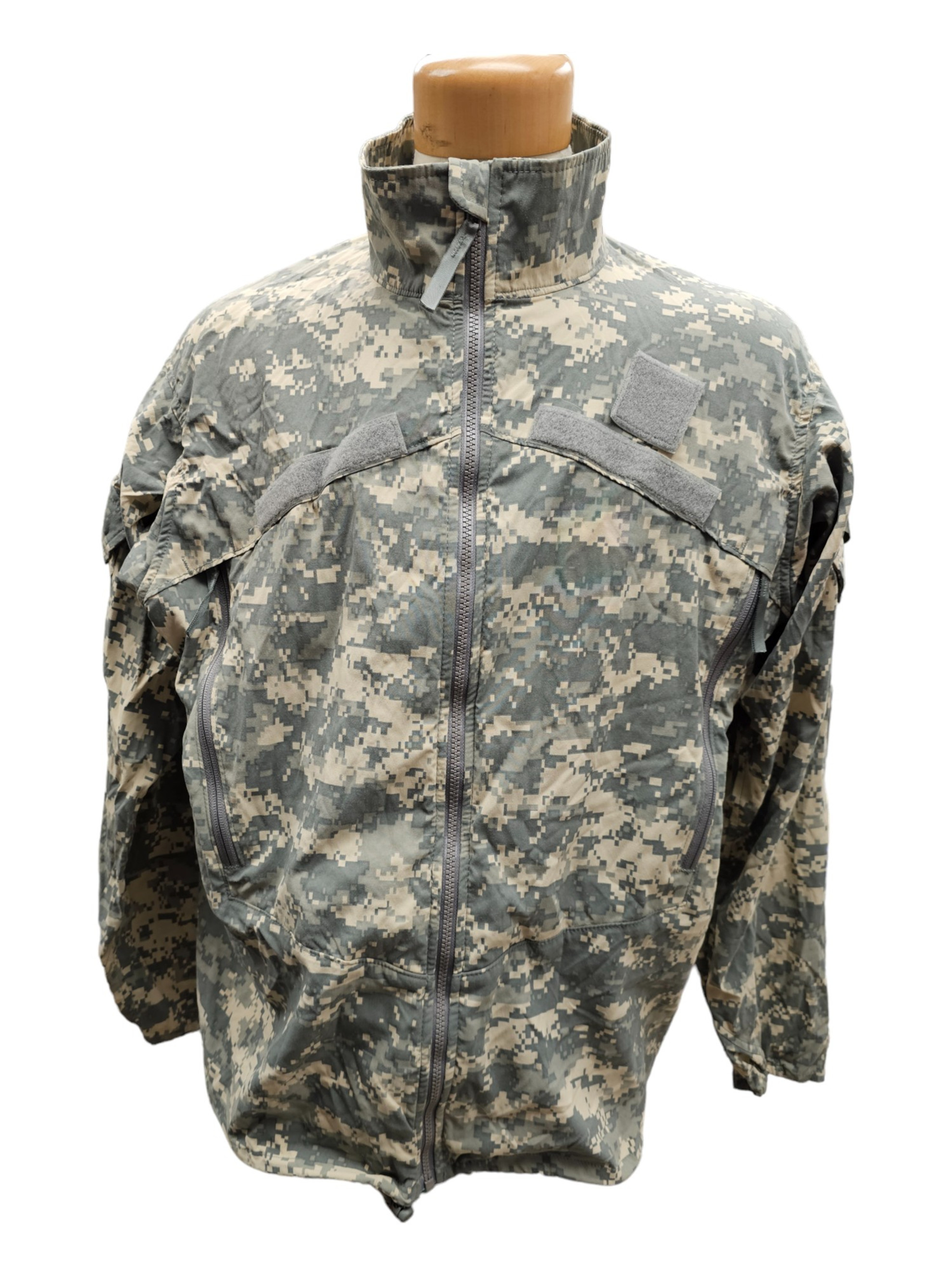 U.S. Armed Forces Issue UCP Cold Weather Wind Jacket