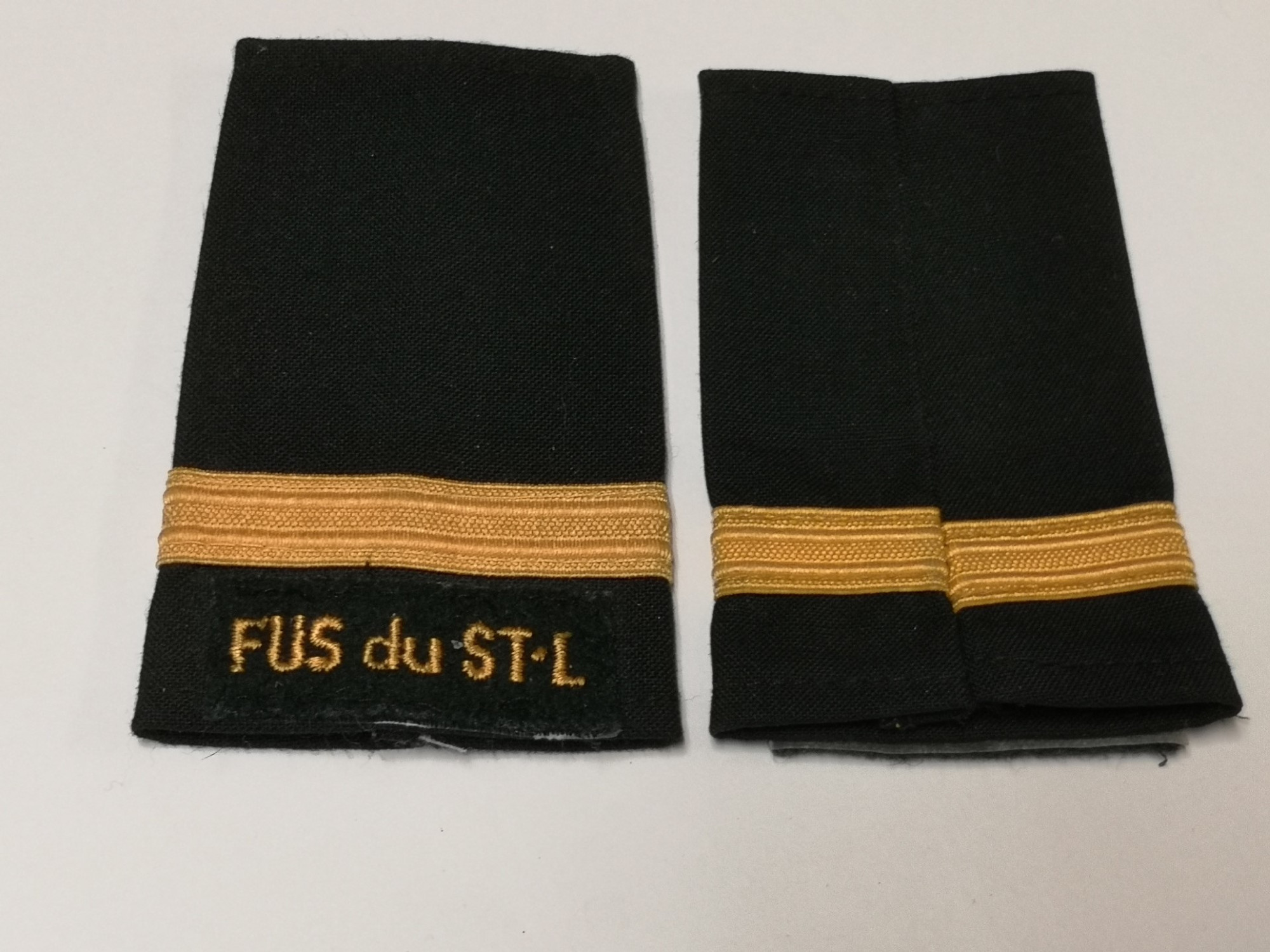 Canadian Armed Forces Dark Green Rank Epaulets FUS du ST-L - Second Lieutenant