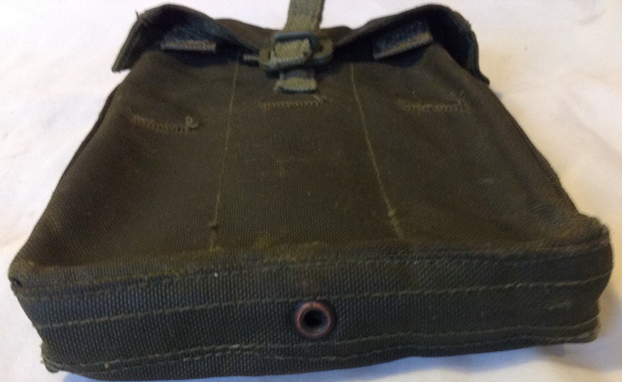 Canadian Armed Forces '82 Pattern Sterling C1 Smg Ammo Magazine Pouch