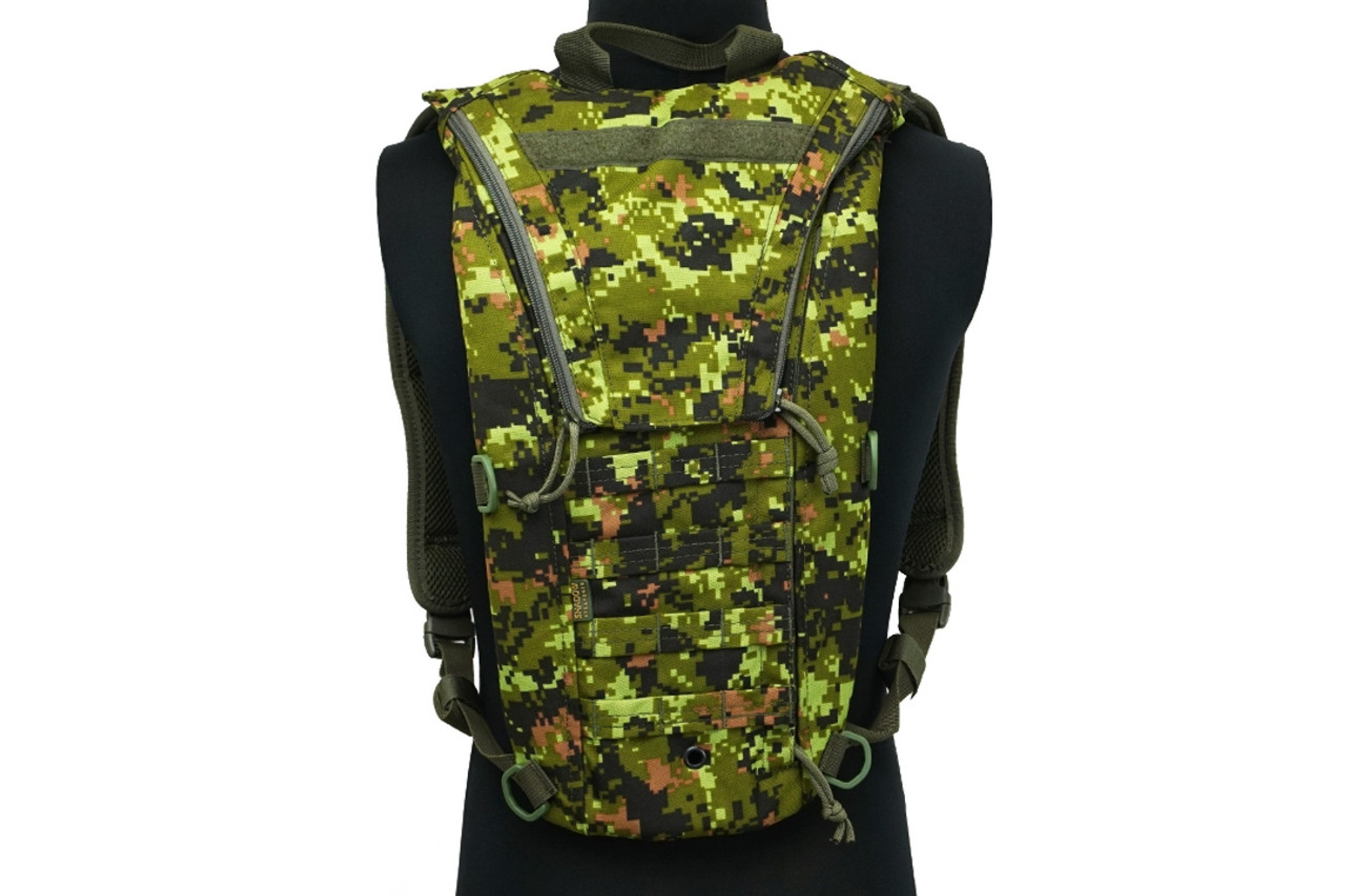 Shadow Tactical Hydration Pack /W Water Bladder Canadian Digital / CADPAT
