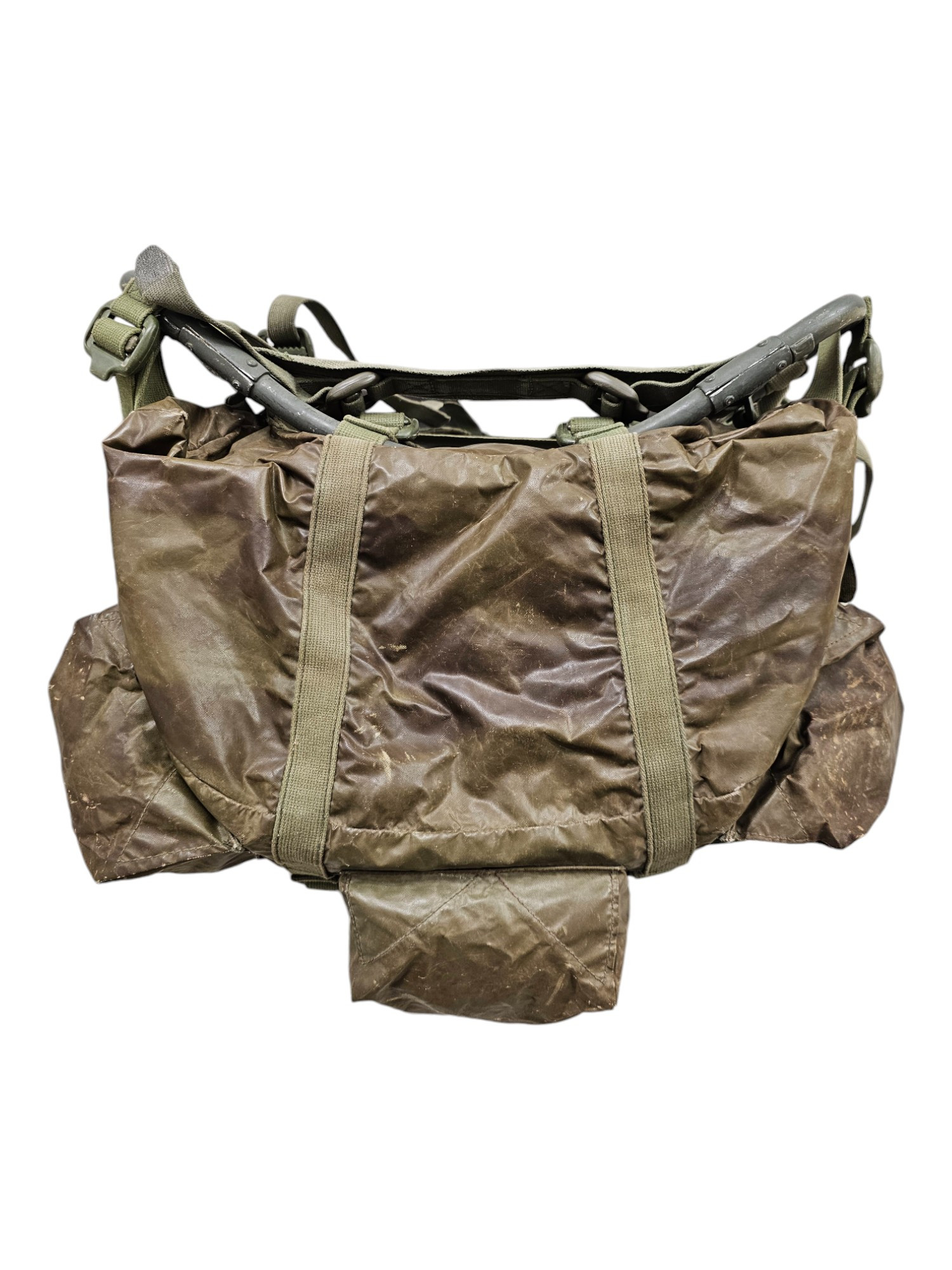 Canadian Armed Forces Manta LC2 '64 Pattern Rubberized Rucksack - Hero ...