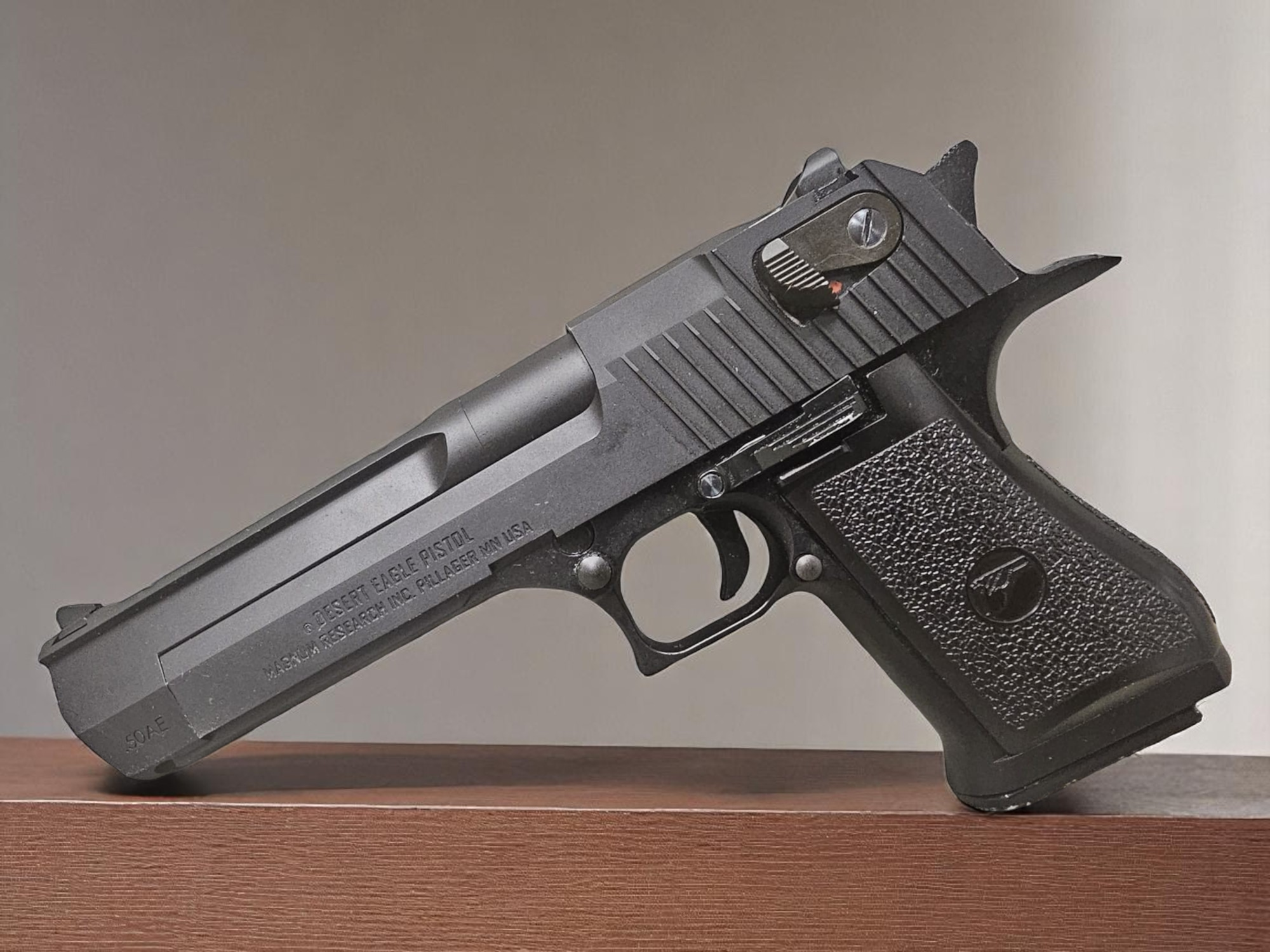 Desert Eagle .50 AE Gas Blowback Airsoft Pistol by Cybergun - Package - USEDⓈ