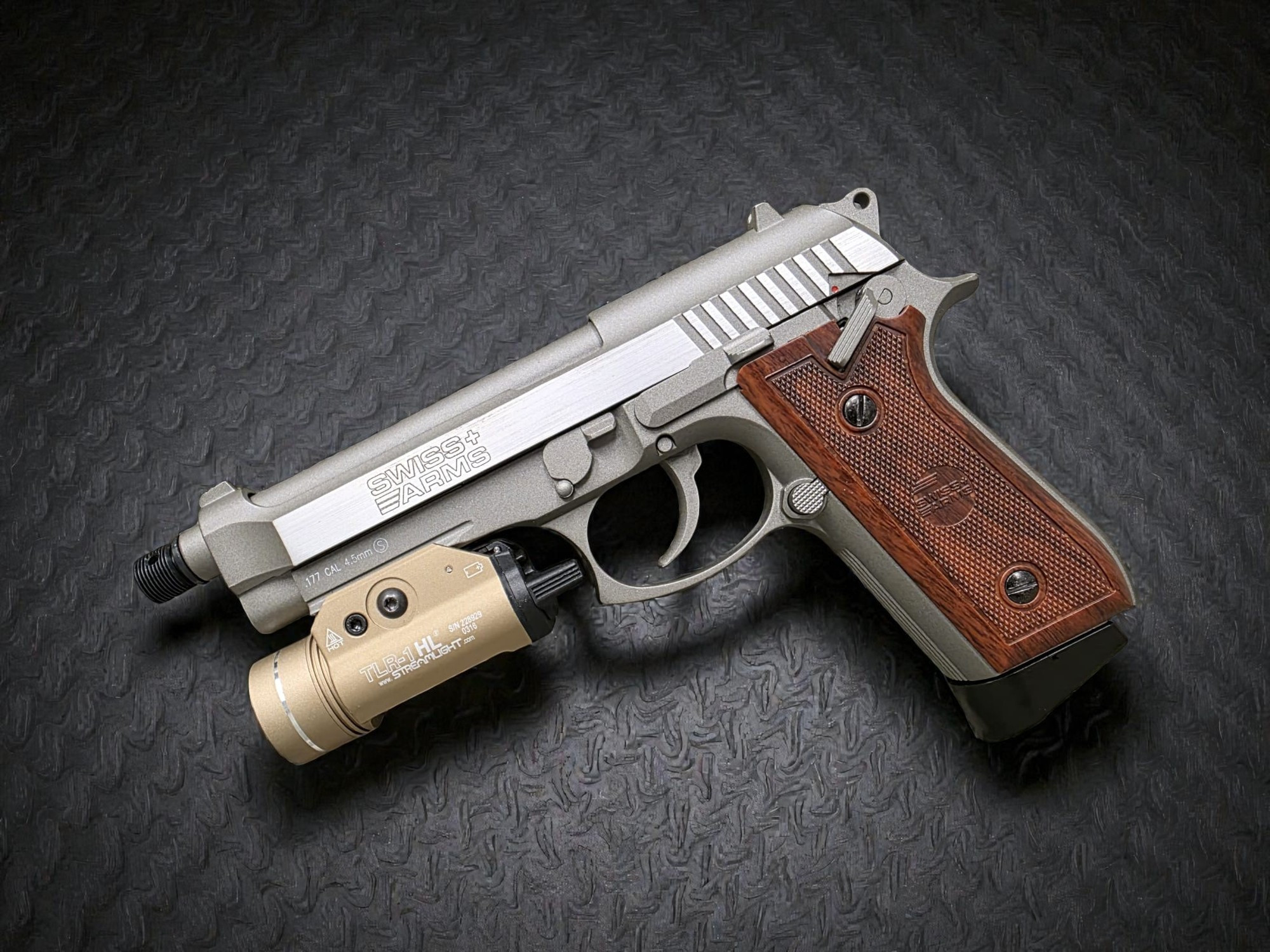 Swiss Arms PT92 Full Metal CO2 Powered Blowback 4.5mm Air Pistol - Package - USEDⓈ