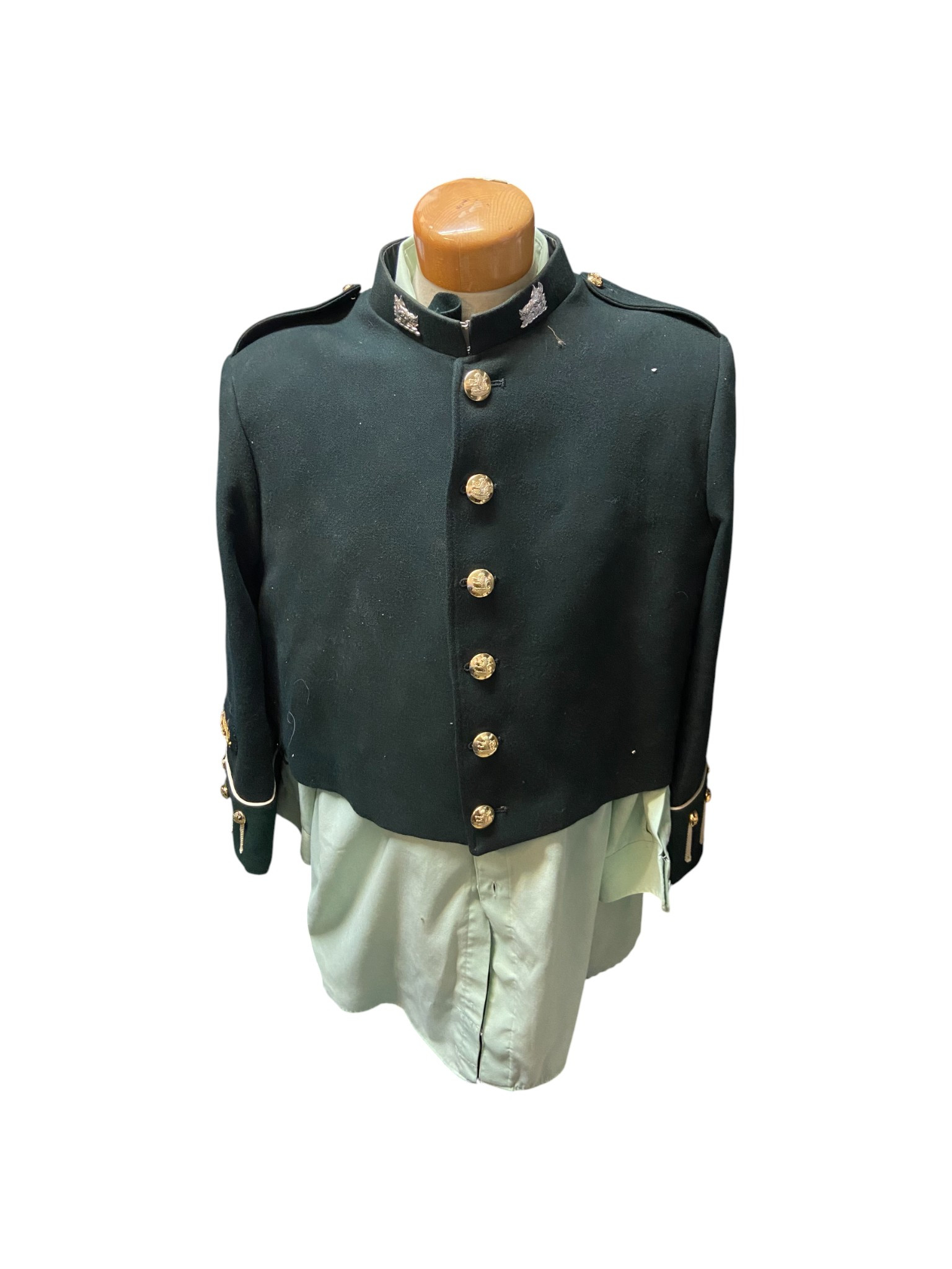 Canadian Armed Forces Lorne Scots Regiment Highlander Dress Tunic & Shirt